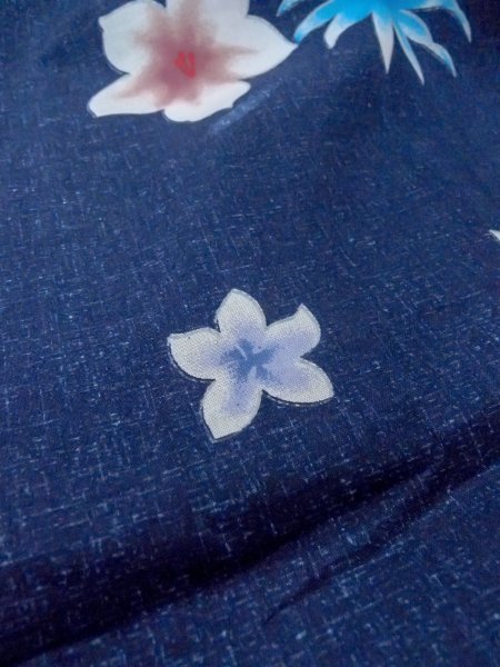 Photo10: Mint O0301C Used Japanese kimono   Navy Blue YUKATA summer(made in Other than Japan) for women / Cotton. Flower,   (Grade A) (10)
