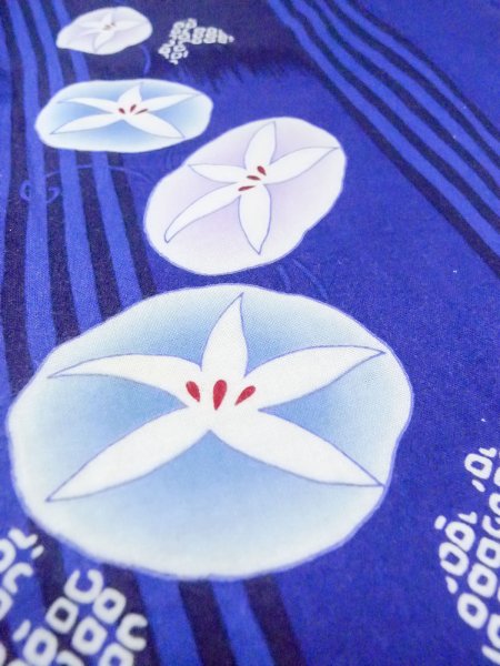 Photo8: O0301D Used Japanese kimono  Dark Blue YUKATA summer(made in Other than Japan) for women / Cotton. Flower,   (Grade B) (8)
