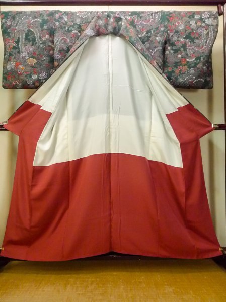 Photo2: Mint O0312B Used Japanese kimono  Dark Green KOMON dyed for women / Silk. Peony,   (Grade A) (2)