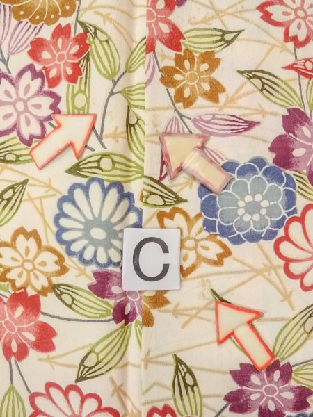 Photo16: O0312D Vintage Japanese kimono   Off White KOMON dyed for women / Silk. SAKURA cherry blossom,   (Grade C) (16)