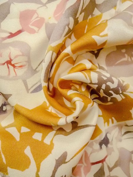 Photo12: O0312I Vintage Japanese kimono  Light Off White KOMON dyed for women / Silk. Leaf,   (Grade B) (12)