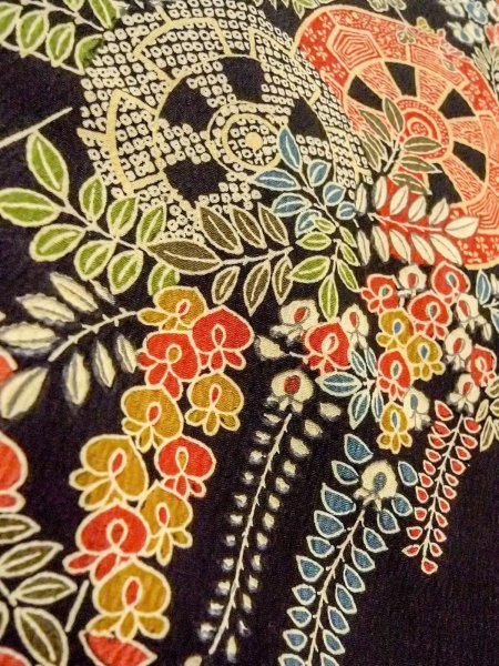 Photo8: O0312K Used Japanese kimono   Black HITOE unlined for women / Synthetic. Flower,   (Grade B) (8)