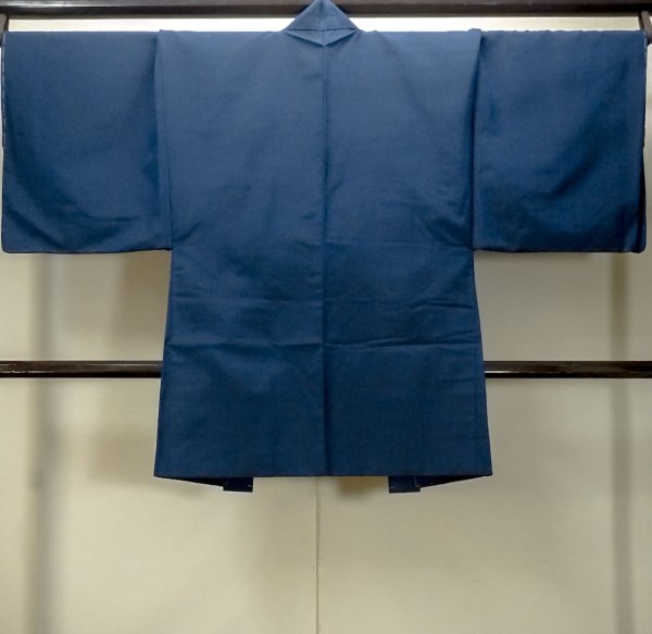 Photo2: Mint O0312P Used Japanese kimono  Dark Navy Blue Men's Haori for men / Silk.    (Grade A) (2)