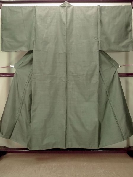 Photo1: O0312Q Used Japanese kimono   Gray OSHIMA-TSUMUGI for men / Silk. Tortoise-shell pattern(Hexagonal pattern) 120 Tortoise-shell pattern(Hexagonal pattern)  (Grade B) (1)