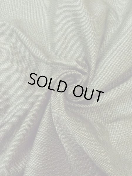 Photo9: O0312Q Used Japanese kimono   Gray OSHIMA-TSUMUGI for men / Silk. Tortoise-shell pattern(Hexagonal pattern) 120 Tortoise-shell pattern(Hexagonal pattern)  (Grade B) (9)