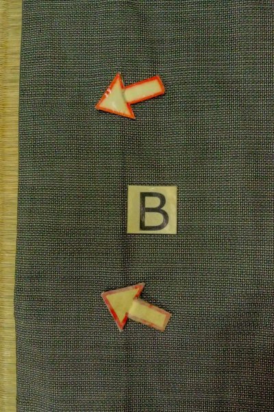 Photo13: O0312Q Used Japanese kimono   Gray OSHIMA-TSUMUGI for men / Silk. Tortoise-shell pattern(Hexagonal pattern) 120 Tortoise-shell pattern(Hexagonal pattern)  (Grade B) (13)