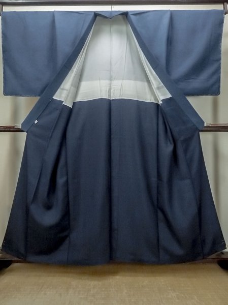 Photo2: Mint O0312Y Used Japanese kimono   Navy Blue Men's Kimono for men / Silk.    (Grade A) (2)