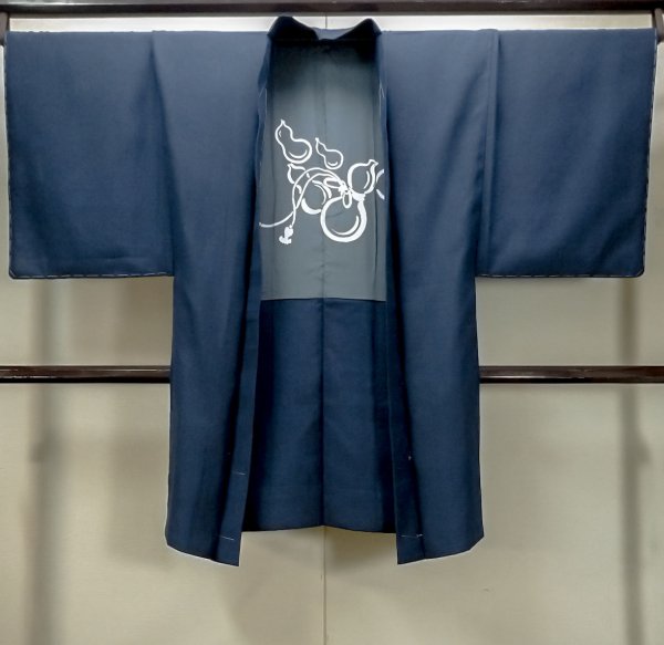 Photo1: O0312Z Used Japanese kimono   Navy Blue Men's Haori for men / Silk.    (Grade B) (1)