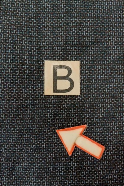 Photo11: O0313A Used Japanese kimono   Navy Blue OSHIMA-TSUMUGI for men / Silk. Tortoise-shell pattern(Hexagonal pattern)   (Grade B) (11)