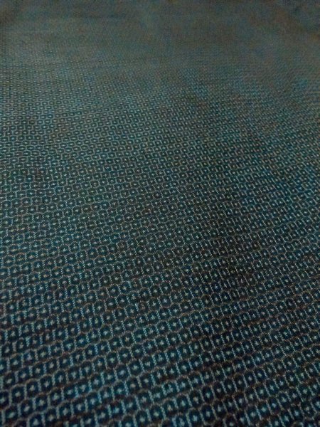Photo16: O0313B Used Japanese kimono   Navy Blue OSHIMA-TSUMUGI for men / Silk. Tortoise-shell pattern(Hexagonal pattern)   (Grade B) (16)