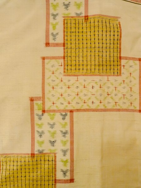 Photo3: O0328C Vintage Japanese kimono   Beige TSUMUGI pongee for women / Silk. Quadrangle,   (Grade B) (3)