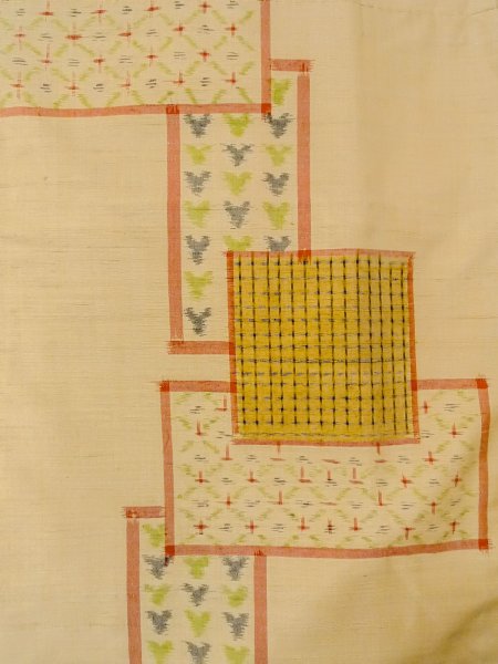 Photo4: O0328C Vintage Japanese kimono   Beige TSUMUGI pongee for women / Silk. Quadrangle,   (Grade B) (4)