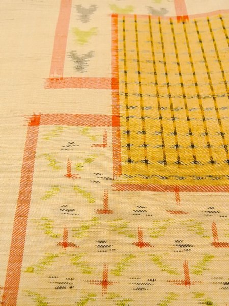 Photo9: O0328C Vintage Japanese kimono   Beige TSUMUGI pongee for women / Silk. Quadrangle,   (Grade B) (9)