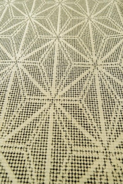 Photo7: O0328E Vintage Japanese kimono   Black TSUMUGI pongee for women / Silk. Hemp leaf   (Grade C) (7)