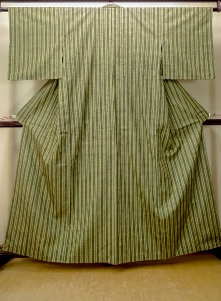 Photo1: Mint O0328G Vintage Japanese kimono  Grayish Yellowish Green TSUMUGI pongee for women / Silk. Stripes   (Grade A) (1)