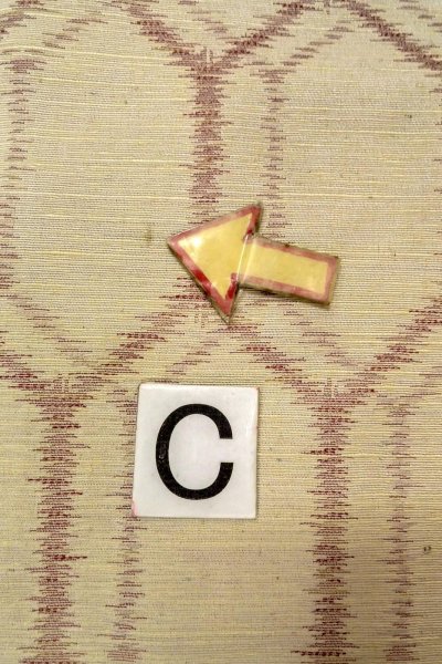 Photo16: O0328I Vintage Japanese kimono   Ivory TSUMUGI pongee for women / Silk. Tortoise-shell pattern(Hexagonal pattern)   (Grade B) (16)