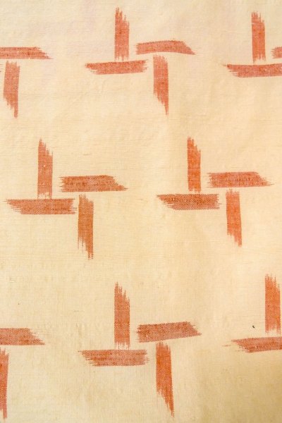 Photo6: O0328K Vintage Japanese kimono   Ivory TSUMUGI pongee for women / Silk. Abstract pattern   (Grade B) (6)