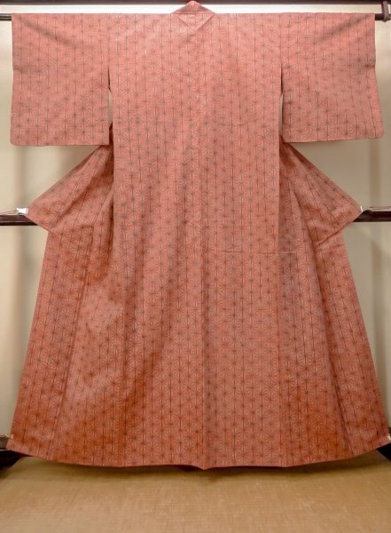 Photo1: Mint O0328L Vintage Japanese kimono   Vermilion TSUMUGI pongee for women / Silk. Hemp leaf   (Grade A) (1)