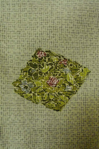 Photo5: O0328M Vintage Japanese kimono  Pale Green TSUMUGI pongee for women / Silk. Flower,   (Grade B) (5)