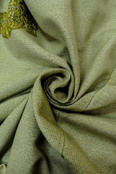 Photo12: O0328M Vintage Japanese kimono  Pale Green TSUMUGI pongee for women / Silk. Flower,   (Grade B) (12)