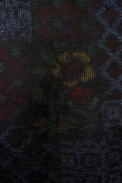 Photo6: O0328R Vintage Japanese kimono Dark Indigo Blue TOKAMACHI-TSUMUGI for women / Silk. Flower, There is a part of tailoring thread. (Grade B) (6)