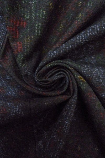 Photo11: O0328R Vintage Japanese kimono Dark Indigo Blue TOKAMACHI-TSUMUGI for women / Silk. Flower, There is a part of tailoring thread. (Grade B) (11)
