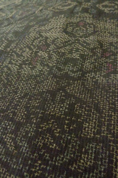 Photo8: Mint O0328W Used Japanese kimono Dark Gray TSUMUGI pongee for women / Silk. Chinz pattern (Grade A) (8)