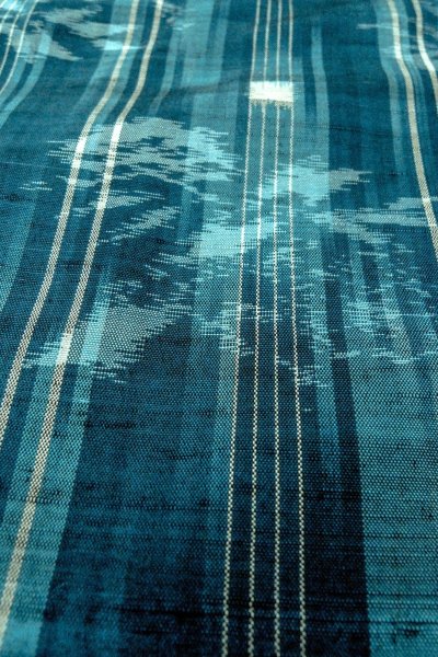 Photo9: O0329C Vintage Japanese kimono Dark Light Blue TSUMUGI pongee for women / Silk. Flower (Grade C) (9)