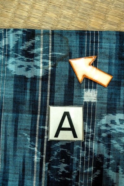 Photo14: O0329C Vintage Japanese kimono Dark Light Blue TSUMUGI pongee for women / Silk. Flower (Grade C) (14)