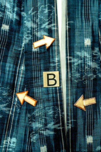 Photo15: O0329C Vintage Japanese kimono Dark Light Blue TSUMUGI pongee for women / Silk. Flower (Grade C) (15)