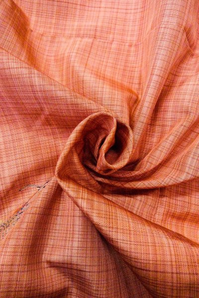 Photo11: O0329E Vintage Japanese kimono Light Coral TSUMUGI pongee for women / Silk. MOMIJI maple leaf (Grade C) (11)