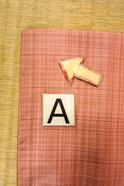 Photo14: O0329E Vintage Japanese kimono Light Coral TSUMUGI pongee for women / Silk. MOMIJI maple leaf (Grade C) (14)