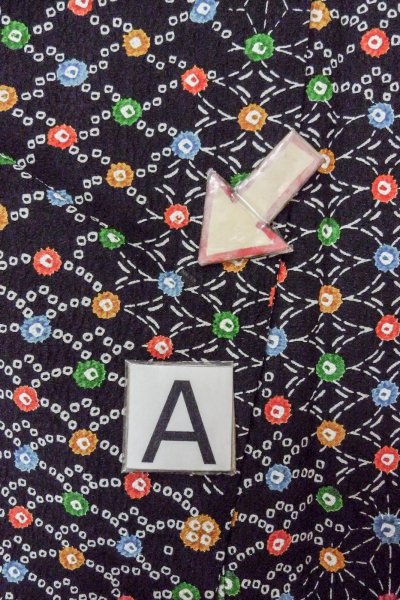 Photo14: O0419C Vintage Japanese kimono   Black KOMON dyed for women / Silk. Hemp leaf,   (Grade B) (14)