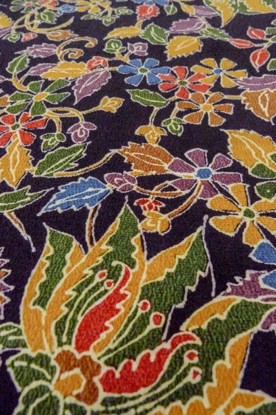Photo9: O0419D Vintage Japanese kimono   Black KOMON dyed for women / Silk. Chinese flower,   (Grade B) (9)