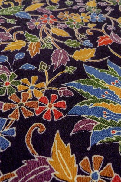 Photo10: O0419D Vintage Japanese kimono   Black KOMON dyed for women / Silk. Chinese flower,   (Grade B) (10)