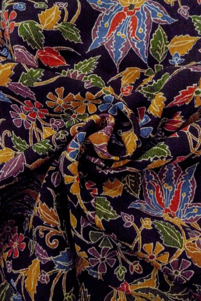 Photo12: O0419D Vintage Japanese kimono   Black KOMON dyed for women / Silk. Chinese flower,   (Grade B) (12)