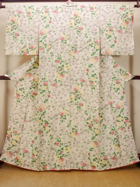 Photo1: O0419E Vintage Japanese kimono   Off White KOMON dyed for women / Silk. Chrysanthemum   (Grade B) (1)