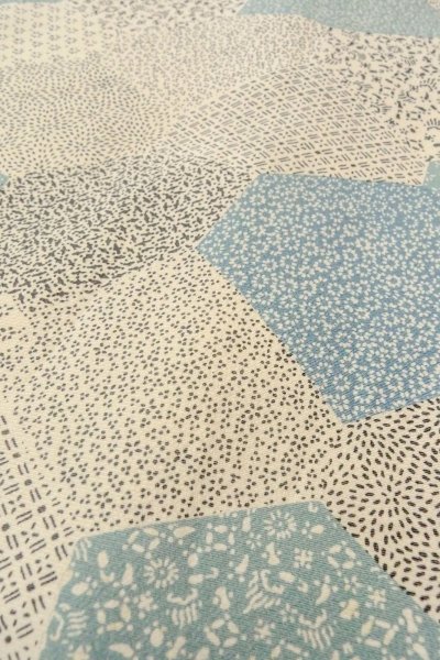 Photo8: O0419H Vintage Japanese kimono   Off White KOMON dyed for women / Silk. Flower,   (Grade C) (8)