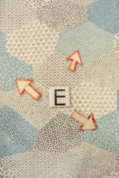 Photo18: O0419H Vintage Japanese kimono   Off White KOMON dyed for women / Silk. Flower,   (Grade C) (18)