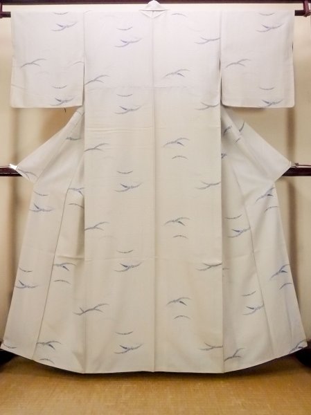 Photo1: O0419I Vintage Japanese kimono   Off White KOMON dyed for women / Silk. Grass,   (Grade D) (1)