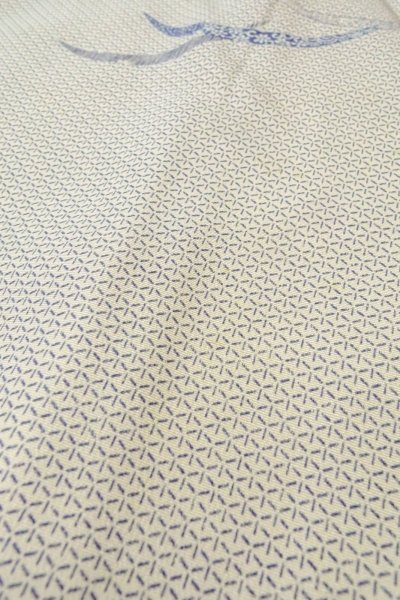 Photo8: O0419I Vintage Japanese kimono   Off White KOMON dyed for women / Silk. Grass,   (Grade D) (8)