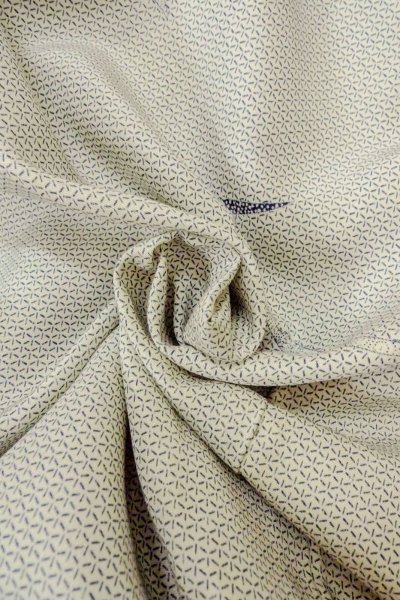 Photo12: O0419I Vintage Japanese kimono   Off White KOMON dyed for women / Silk. Grass,   (Grade D) (12)