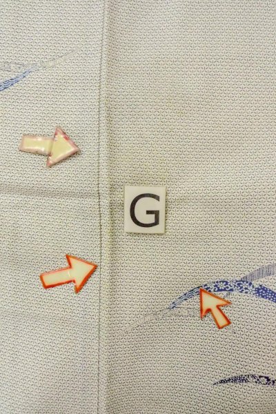 Photo20: O0419I Vintage Japanese kimono   Off White KOMON dyed for women / Silk. Grass,   (Grade D) (20)