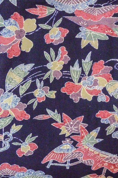 Photo3: O0419L Vintage Japanese kimono  Dark Indigo Blue KOMON dyed for women / Silk. Peony, Stains/Soils all over.  (Grade C) (3)