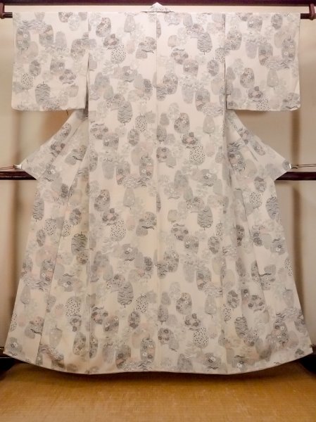 Photo1: O0419N Vintage Japanese kimono   Off White KOMON dyed for women / Silk. Peony,   (Grade D) (1)