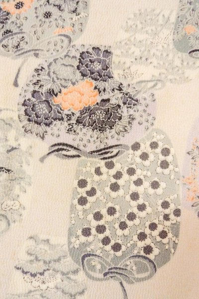 Photo5: O0419N Vintage Japanese kimono   Off White KOMON dyed for women / Silk. Peony,   (Grade D) (5)