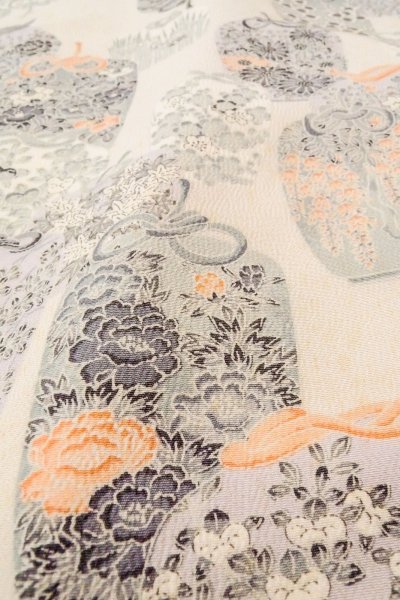 Photo9: O0419N Vintage Japanese kimono   Off White KOMON dyed for women / Silk. Peony,   (Grade D) (9)