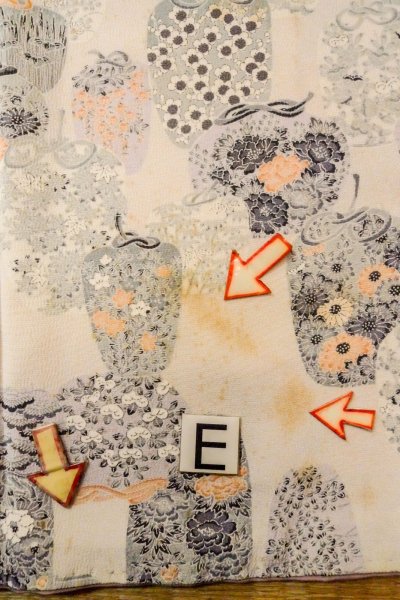 Photo18: O0419N Vintage Japanese kimono   Off White KOMON dyed for women / Silk. Peony,   (Grade D) (18)