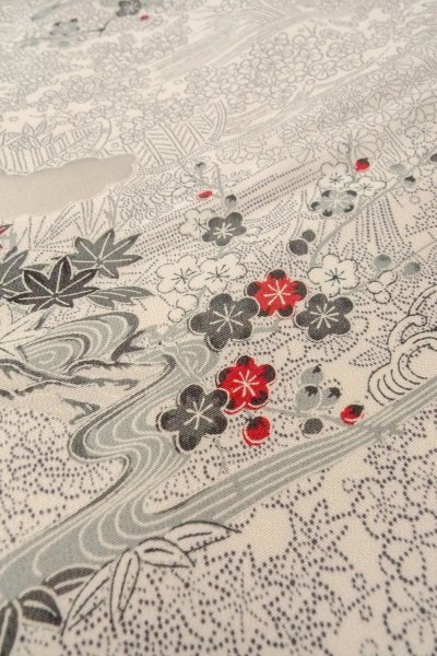 Photo10: O0419Q Vintage Japanese kimono   White KOMON dyed for women / Silk. UME plum bloom,   (Grade B) (10)
