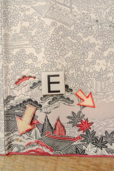 Photo18: O0419Q Vintage Japanese kimono   White KOMON dyed for women / Silk. UME plum bloom,   (Grade B) (18)